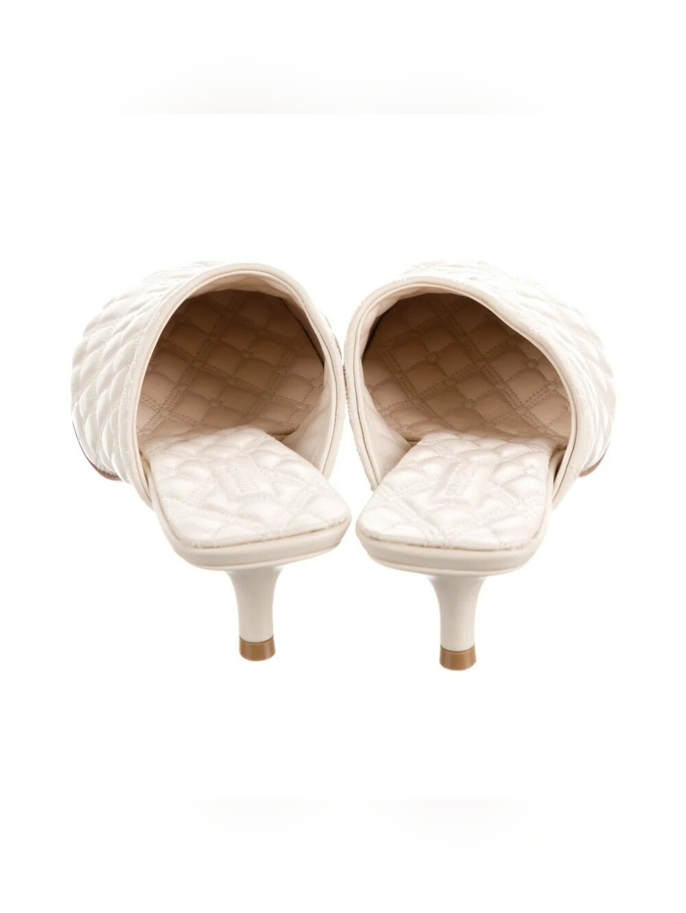 NWT Burberry Quilted Cream Beige Mules Size 9 Luxury Leather MRSP $1000 - Picture 3 of 4